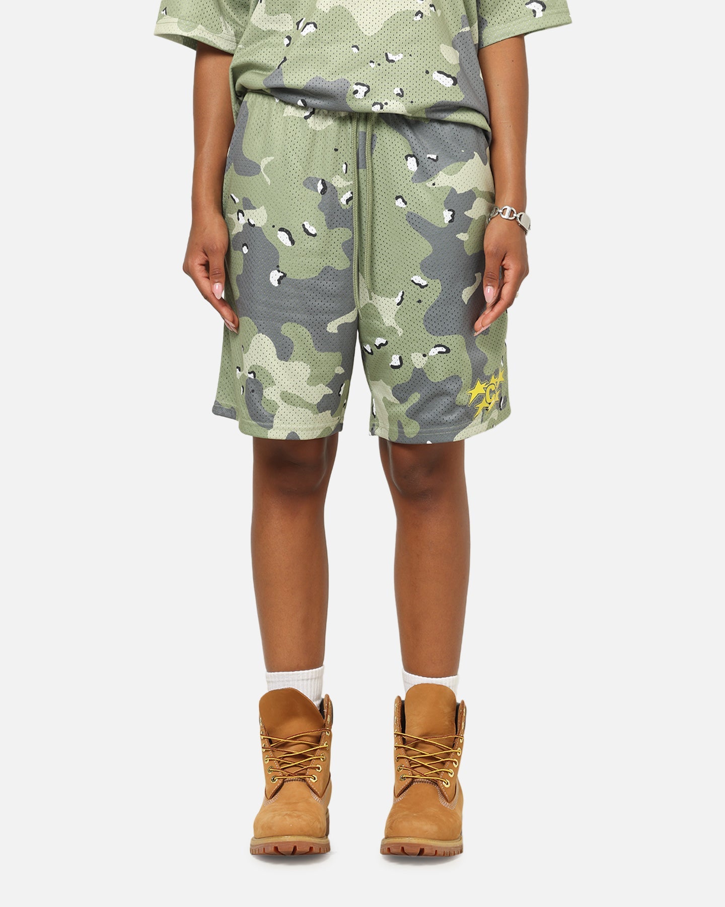 Carre Sideline Basketball Shorts Green Camo