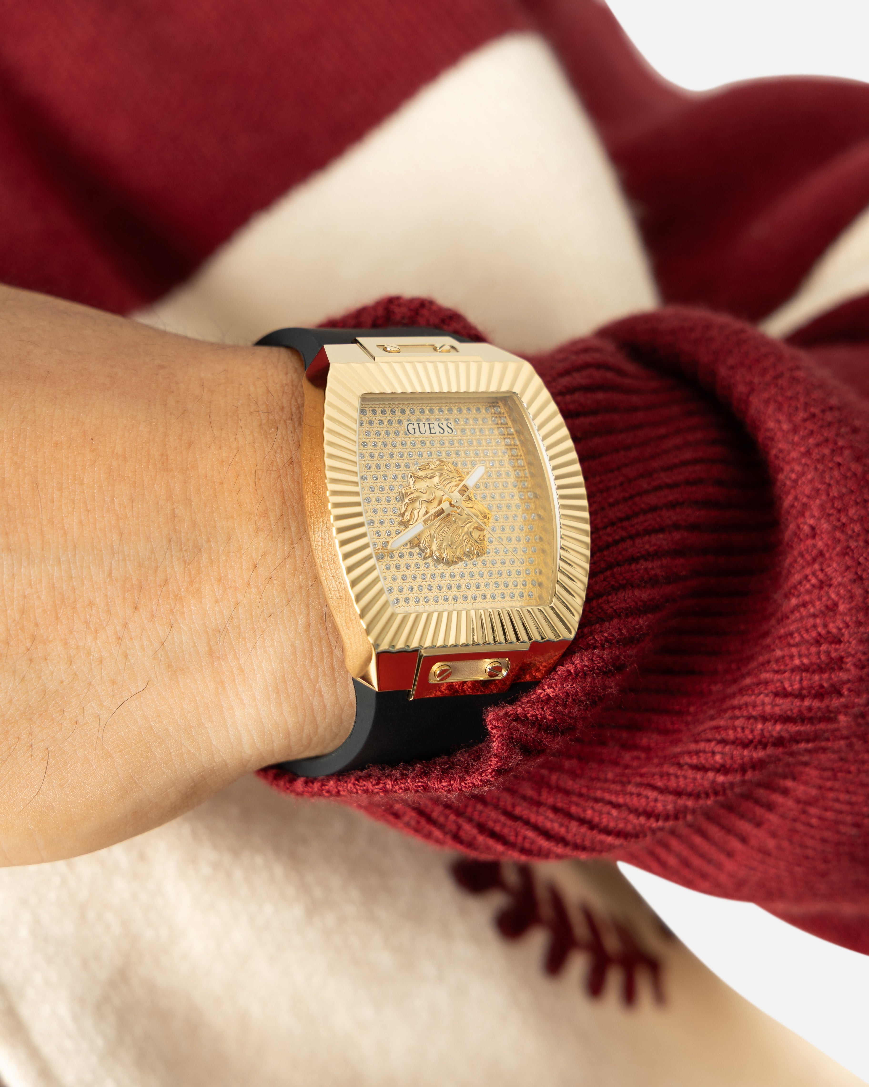 Guess Mainline Phoenix Watch Black/Gold