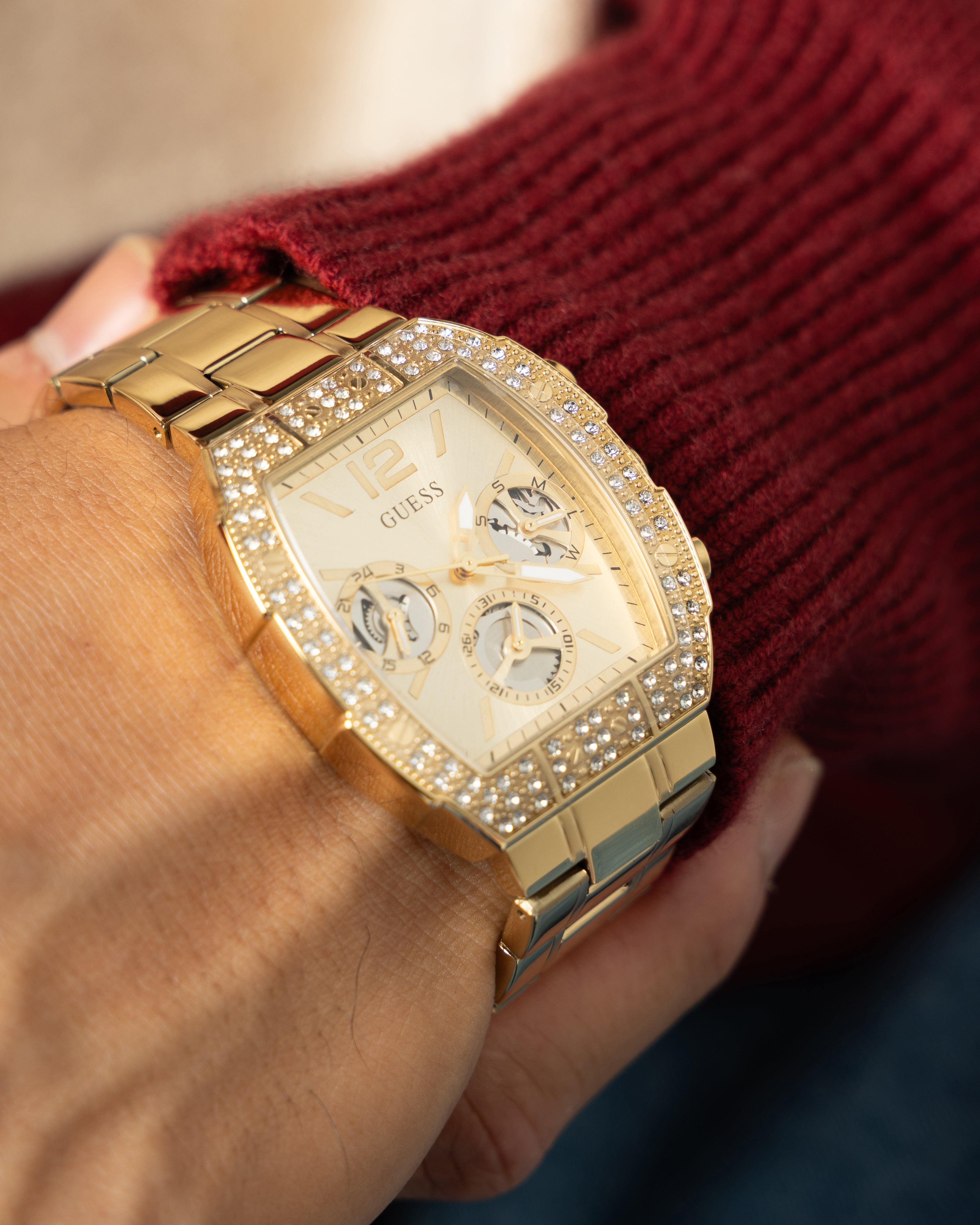 Guess Mainline Phoenix Watch Gold